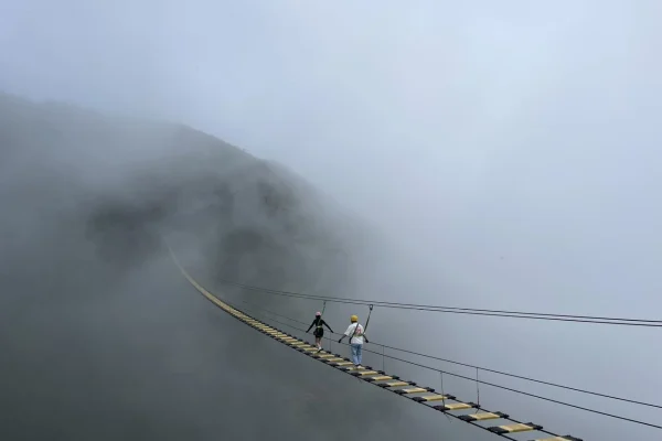 Alternative view of Tour du lịch Sapa - Cầu Kính Rồng Mây (1/2 ngày)
